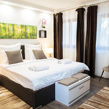 קישקונמאישה Nyuszis Apartman מראה חיצוני תמונה